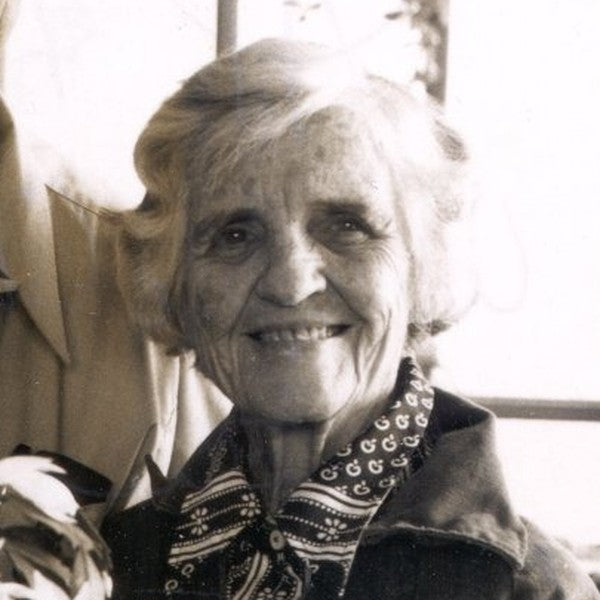 Ava Helen PAULING (1903-1981)